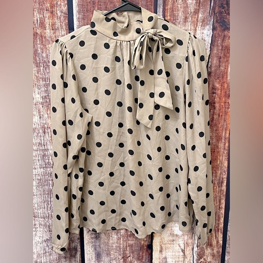 Cure Polka-Dotted Long Sleeve Blouse
